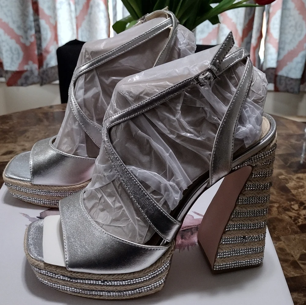 Jessica Simpson Silver Platform Heels